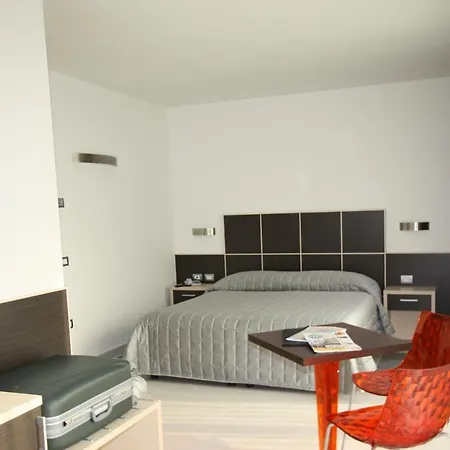 Garni Corallo 3* Torbole Sul Garda